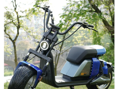 Scuter electric, AT PERFORMANCE®, 2000W cu baterie litiu, pentru adulți 60V 20AH, disponibil pe culoarea albastru, viteza maxima 65km/h - Scutere Electrice, Trotinete Electrice si Accesorii - atMag.ro