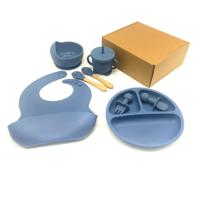 Set 6 piese din silicon fara BPA, AT PERFORMANCE®, de diversificare a hranei pentru bebelusi, 6+ luni, cu Bol, Farfurie, Cana cu pai Lingurita, Furculita, Bavetica Albastru - Articole hranire bebelusi - atMag.ro