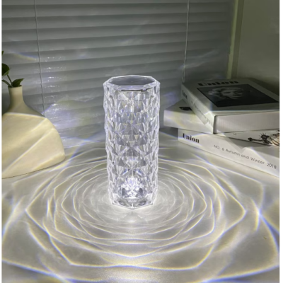 Lampa de masa At Performance, ambientala din Cristal LED, RGBW, control Touch, Telecomanda, Acumulator, 12 Ore de Utilizare, Incarcare USB-C - Veioze si lampi - atMag.ro